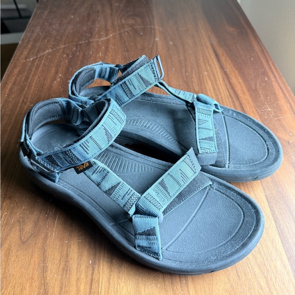 Teva Hurricane sandal US 11 - Picture 1 of 3